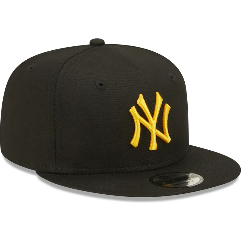 kepure-plokscia-juoda-snapback-9fifty-league-essential-new-york-yankees-mlb-new-era