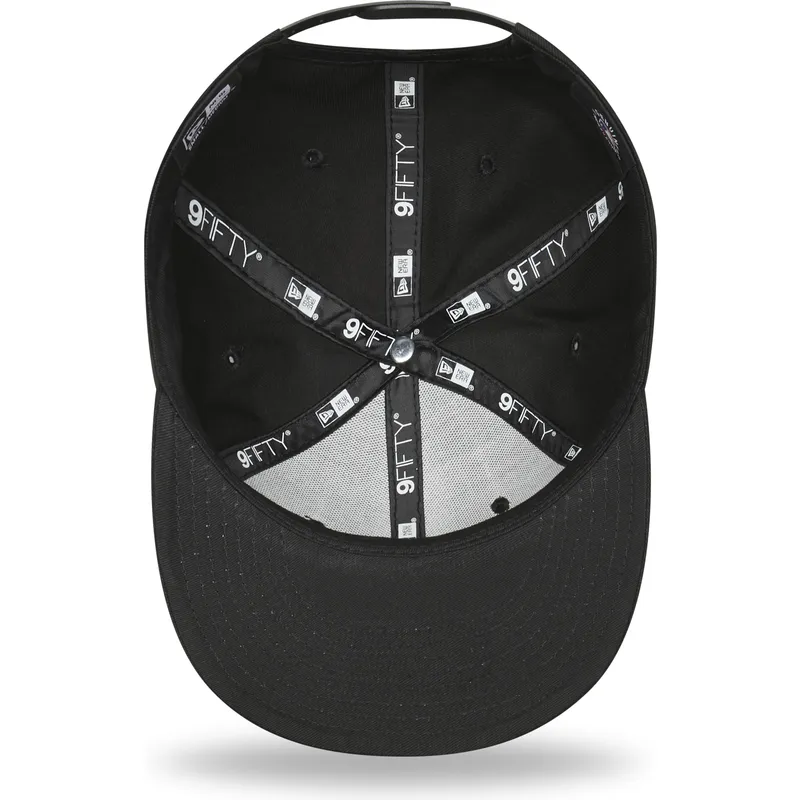 kepure-plokscia-juoda-snapback-9fifty-league-essential-new-york-yankees-mlb-new-era