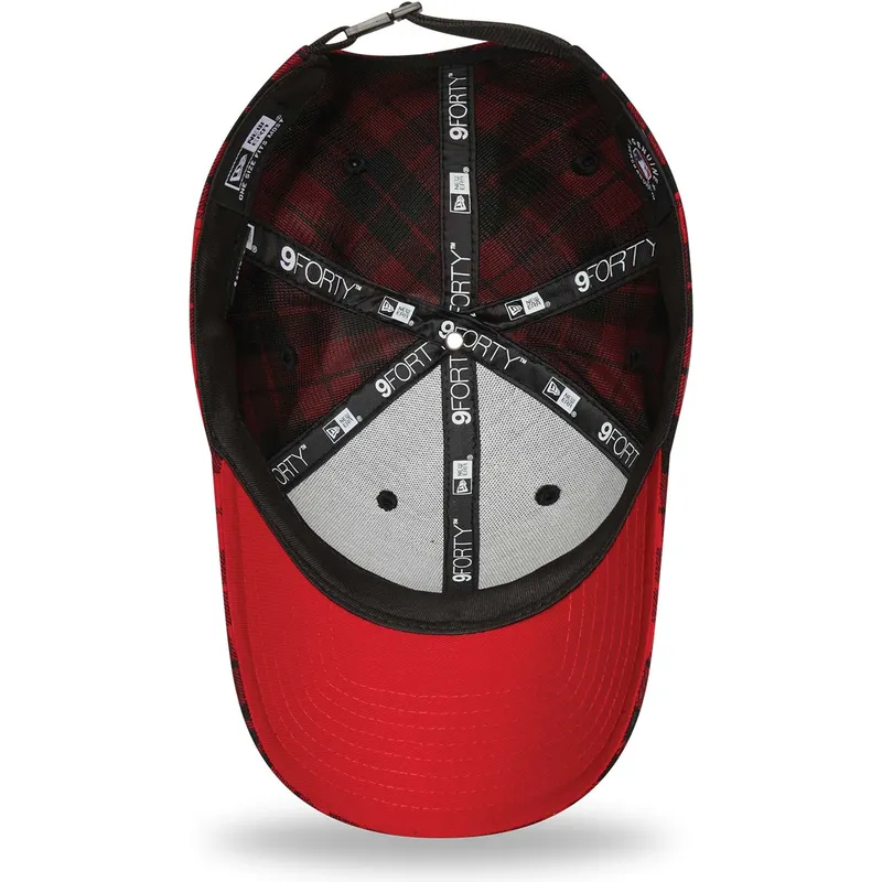 kepure-islenkta-raudona-reguliuojamas-9forty-plaid-boston-red-sox-mlb-new-era