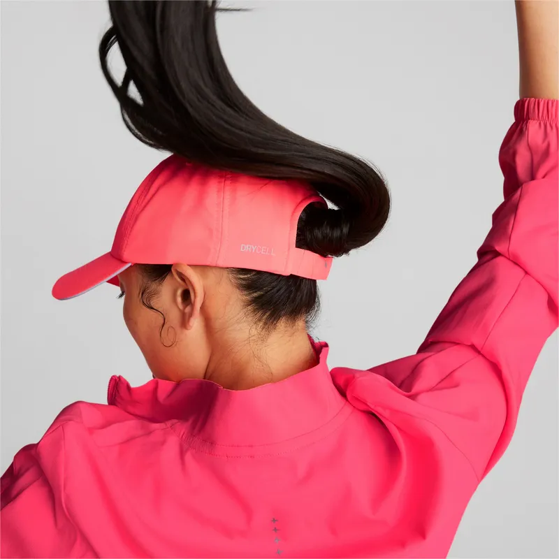 kepure-islenkta-raudona-reguliuojamas-running-puma