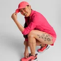 kepure-islenkta-raudona-reguliuojamas-running-puma
