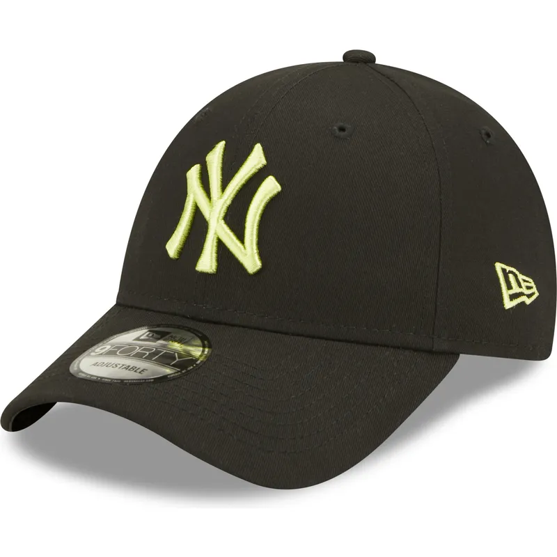 kepure-islenkta-juoda-reguliuojamas-9forty-league-essential-new-york-yankees-mlb-new-era kepure-islenkta-juoda-reguliuojamas-9forty-league-essential-new-york-yankees-mlb-new-era