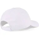 biala-zakrzywiona-czapka-z-daszkiem-z-czerwonym-logo-essentials-od-puma