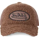 brazowa-czapka-trucker-z-futerkiem-fur2-od-von-dutch