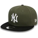 zielono-czarna-czapka-z-plaskim-daszkiem-snapback-9fifty-colour-block-new-york-yankees-mlb-od-new-era