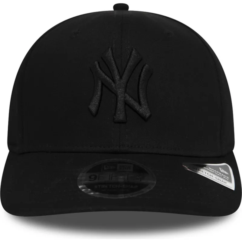 czarna-czapka-z-zakrzywionym-daszkiem-snapback-z-czarnym-logo-9fifty-tonal-stretch-snap-new-york-yankees-mlb-new-era