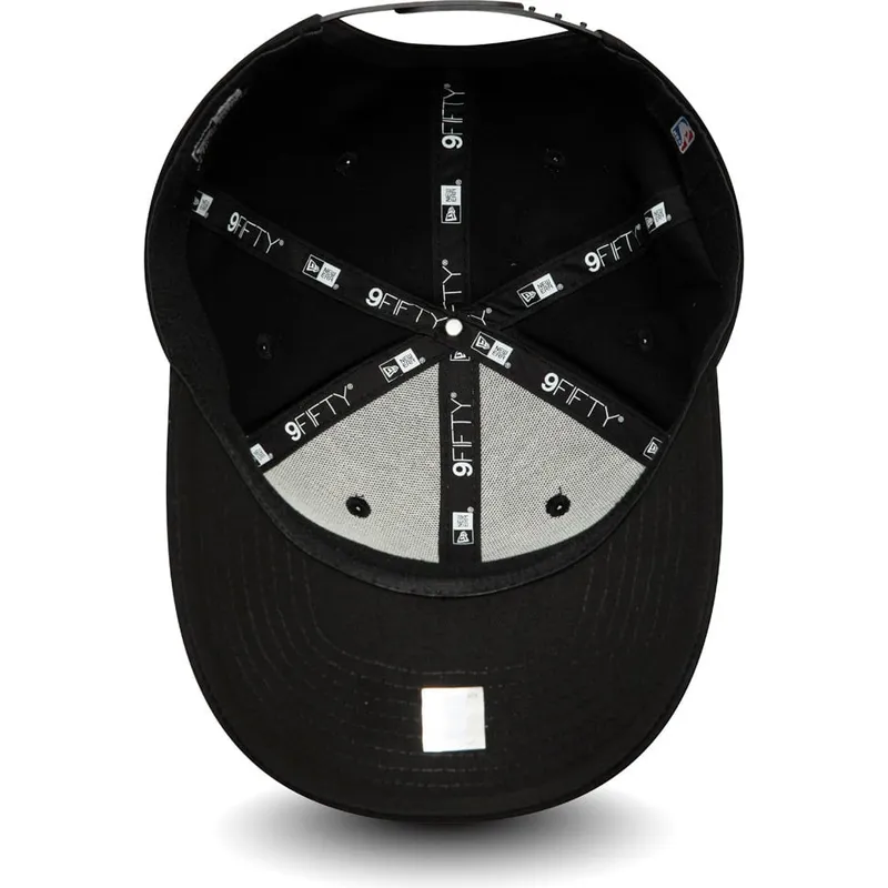 cap-islenkta-black-snapback-9fifty-tonal-stretch-snap-chicago-bulls-nba-new-era