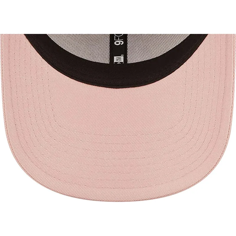 kepure-islenkta-rozine-reguliuojamas-9forty-league-essential-new-york-yankees-mlb-new-era