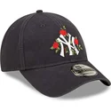kepure-islenkta-tamsiai-melyna-reguliuojamas-9forty-flower-new-york-yankees-mlb-new-era