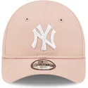 kepure-islenkta-rozine-reguliuojamas-vaikams-9forty-league-essential-new-york-yankees-mlb-new-era