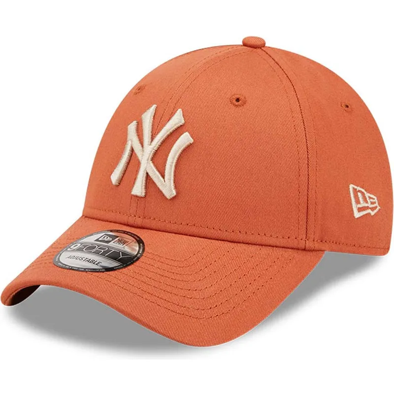 kepure-islenkta-oranzine-reguliuojamas-9forty-league-essential-new-york-yankees-mlb-new-era
