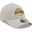 kepure-islenkta-pilka-reguliuojamas-9forty-repreve-los-angeles-lakers-nba-new-era