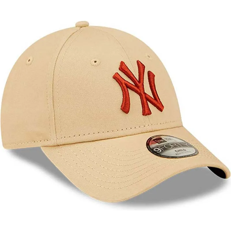 kepure-islenkta-smelio-reguliuojamas-vaikams-9forty-league-essential-new-york-yankees-mlb-new-era