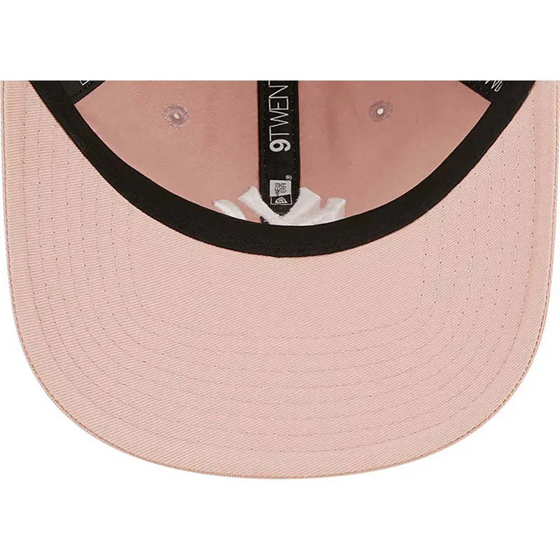 cap-islenkta-pink-adjustable-strap-9twenty-league-essential-new-york-yankees-mlb-new-era
