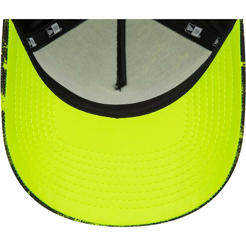 cap-islenkta-yellow-snapback-valentino-rossi-vr46-9forty-all-over-print-valentino-rossi-vr46-motogp-new-era
