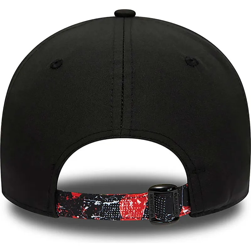 kepure-islenkta-juoda-reguliuojamas-9forty-print-infill-chicago-bulls-nba-new-era