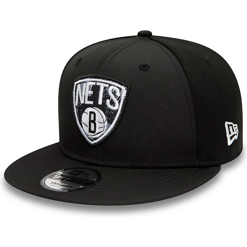 kepure-plokscia-juoda-snapback-9fifty-print-infill-brooklyn-nets-nba-new-era kepure-plokscia-juoda-snapback-9fifty-print-infill-brooklyn-nets-nba-new-era
