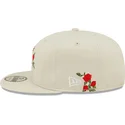 bezowa-czapka-snapback-9fifty-flower-chicago-white-sox-mlb-od-new-era