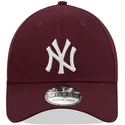 cap-islenkta-red-ajustada-granate-39thirty-league-essential-new-york-yankees-mlb-new-era