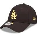 cap-islenkta-black-adjustable-strap-9forty-league-essential-los-angeles-dodgers-mlb-new-era