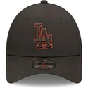 kepure-islenkta-juoda-reguliuojamas-9forty-team-outline-los-angeles-dodgers-mlb-new-era