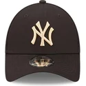 kepure-islenkta-juoda-reguliuojamas-9forty-league-essential-new-york-yankees-mlb-new-era