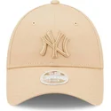 cap-islenkta-beige-adjustable-strap-9forty-league-essential-new-york-yankees-mlb-new-era