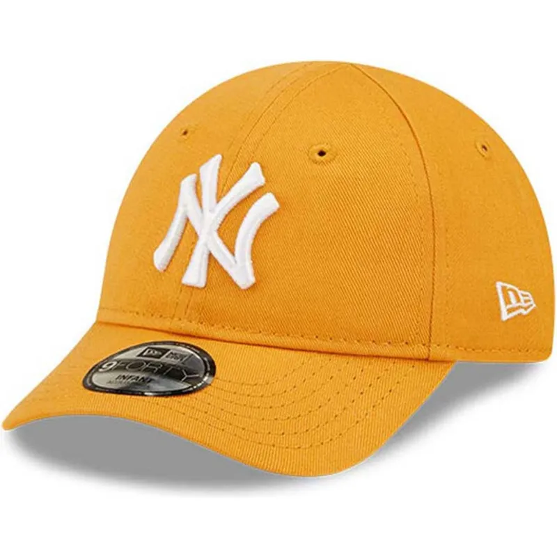 kepure-islenkta-oranzine-reguliuojamas-vaikams-9forty-league-essential-new-york-yankees-mlb-new-era