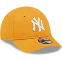 kepure-islenkta-oranzine-reguliuojamas-vaikams-9forty-league-essential-new-york-yankees-mlb-new-era