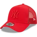 czerwona-czapka-trucker-z-czerwonym-logo-a-frame-tonal-mesh-new-york-yankees-mlb-od-new-era