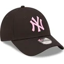 kepure-islenkta-juoda-reguliuojamas-vaikams-rosa-9forty-league-essential-new-york-yankees-mlb-new-era