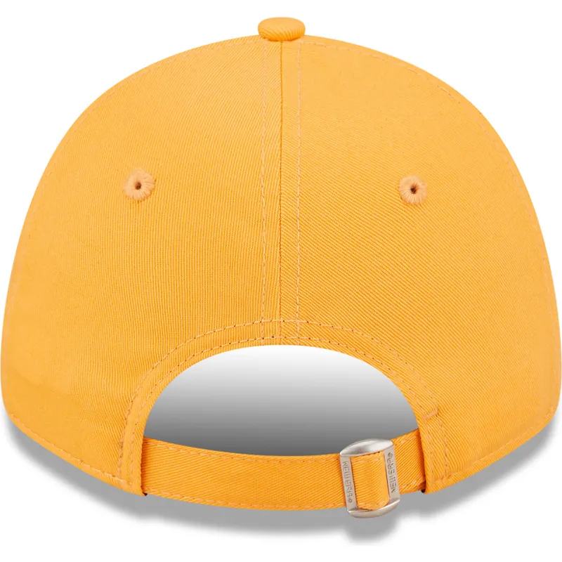 kepure-islenkta-oranzine-reguliuojamas-vaikams-9forty-league-essential-new-york-yankees-mlb-new-era