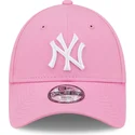 kepure-islenkta-rozine-reguliuojamas-vaikams-9forty-league-essential-new-york-yankees-mlb-new-era