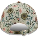 cap-islenkta-beige-adjustable-strap-9forty-all-over-print-floral-new-york-yankees-mlb-new-era