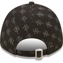 czarna-regulowana-czapka-z-daszkiem-dla-kobiet-9forty-monogram-new-york-yankees-mlb-new-era