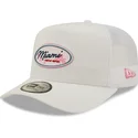 biala-czapka-truckerka-miami-a-frame-oval-state-od-new-era