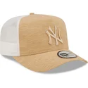 brazowa-regulowana-czapka-trucker-z-brazowym-logo-a-frame-jersey-essential-new-york-yankees-mlb-od-new-era