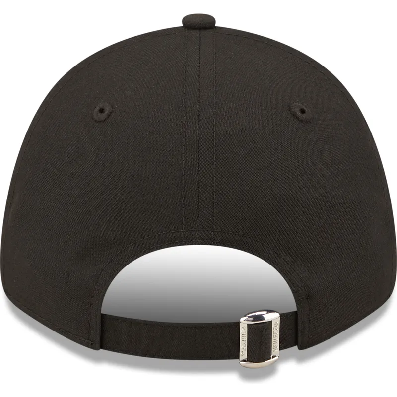 kepure-islenkta-juoda-reguliuojamas-9forty-repreve-monochrom-chicago-bulls-nba-new-era kepure-islenkta-juoda-reguliuojamas-9forty-repreve-monochrom-chicago-bulls-nba-new-era