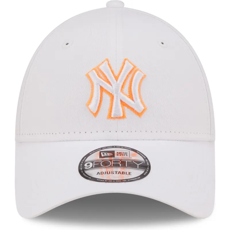 kepure-islenkta-balta-reguliuojamas-9forty-neon-outline-new-york-yankees-mlb-new-era kepure-islenkta-balta-reguliuojamas-9forty-neon-outline-new-york-yankees-mlb-new-era