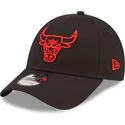kepure-islenkta-juoda-reguliuojamas-9forty-neon-outline-chicago-bulls-nba-new-era