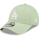 regulowana-czapka-z-daszkiem-9forty-league-essential-los-angeles-dodgers-mlb-od-new-era-w-jasnym-zielonym-kolorze