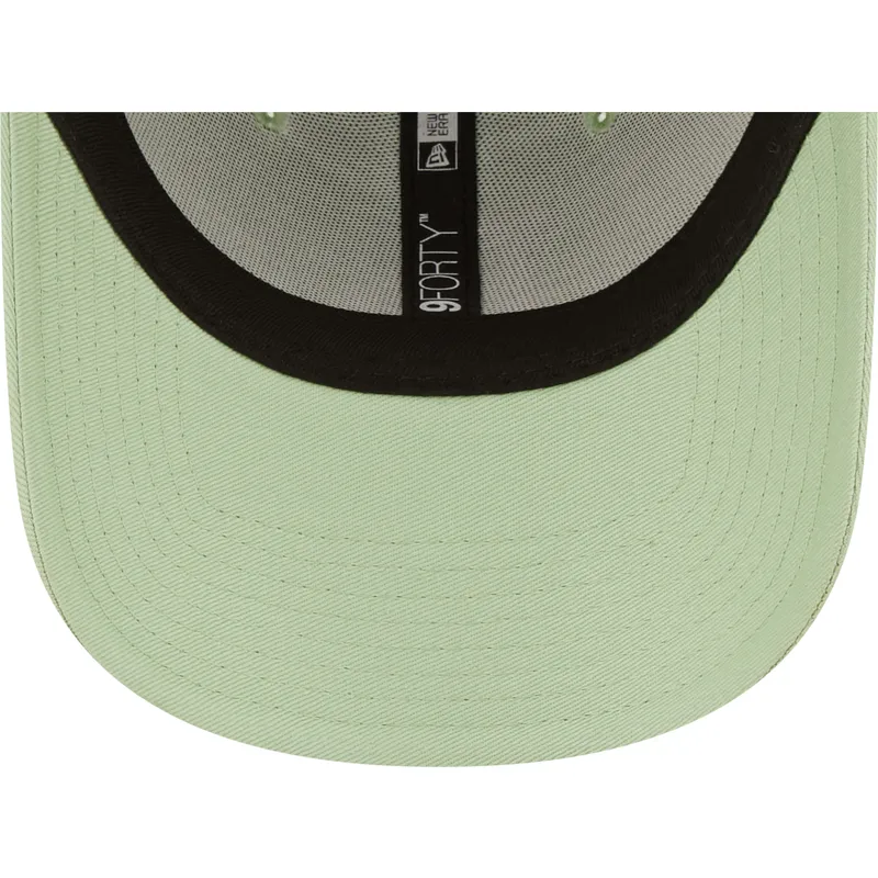 kepure-islenkta-zalia-reguliuojamas-9forty-league-essential-los-angeles-dodgers-mlb-new-era kepure-islenkta-zalia-reguliuojamas-9forty-league-essential-los-angeles-dodgers-mlb-new-era