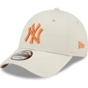 kepure-islenkta-smelio-reguliuojamas-9forty-league-essential-new-york-yankees-mlb-new-era