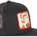 czarna-czapka-trucker-z-plaskim-daszkiem-coyote-casf-wi3-looney-tunes-od-capslab