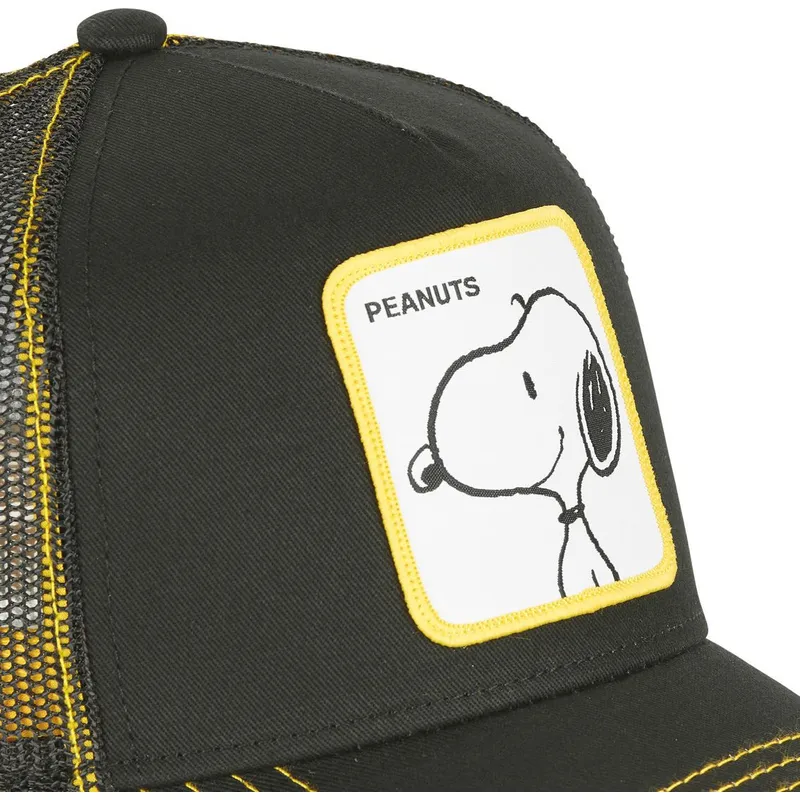 cap-islenkta-black-snapback-snoopy-peanuts-capslab