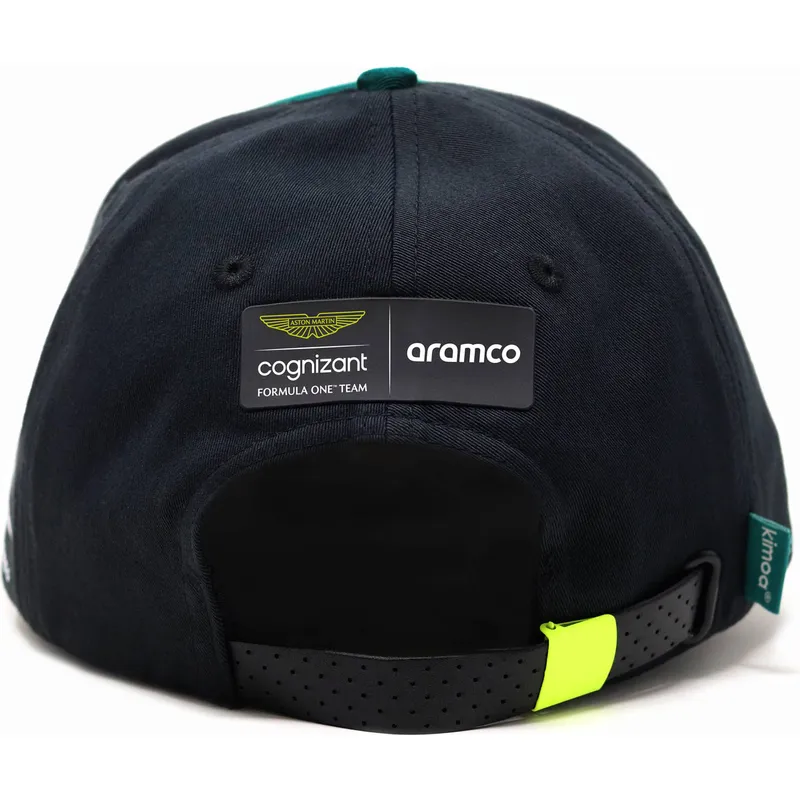 kepure-islenkta-zalia-reguliuojamas-aston-martin-formula-1-kimoa