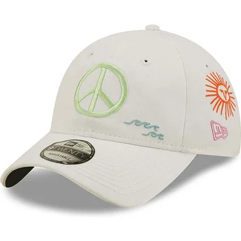 biala-regulowana-czapka-z-zakrzywionym-daszkiem-9twenty-washed-graphic-od-new-era