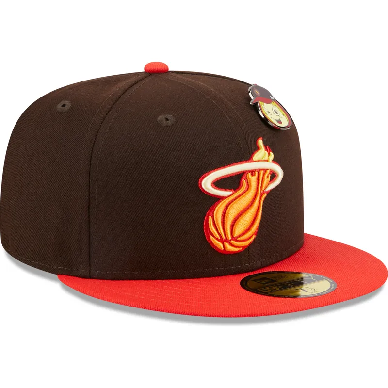 kepure-plokscia-ruda-priglundantis-59fifty-the-elements-fire-pin-miami-heat-nba-new-era