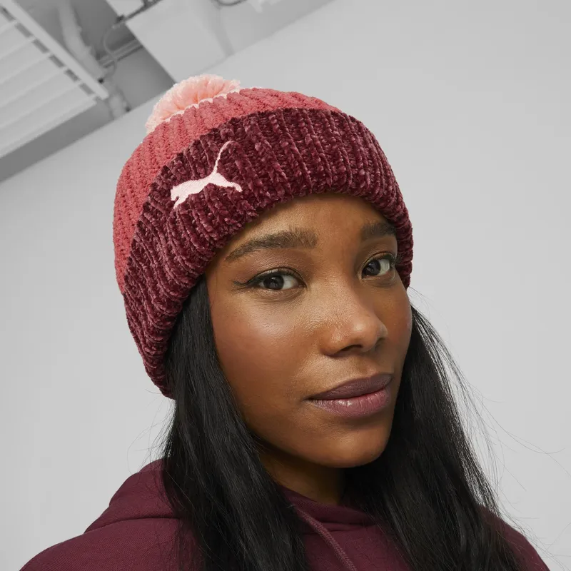 cap-islenkta-pompom-red-puma cap-islenkta-pompom-red-puma