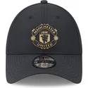 kepure-islenkta-juoda-reguliuojamas-dorado-9forty-manchester-united-football-club-premier-league-new-era